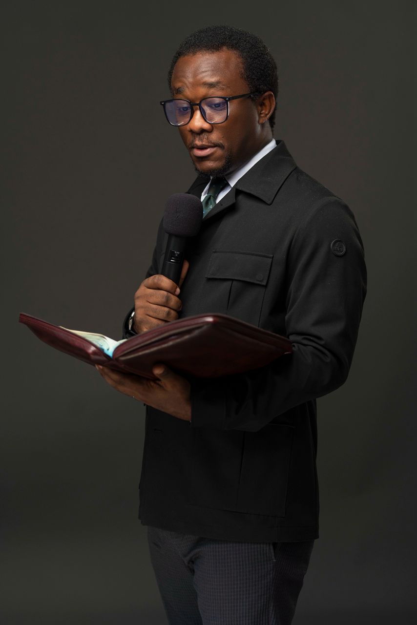 Pasteur Billy Tshilenge